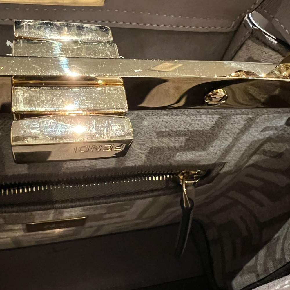 Fendi Mini Peekaboo Top handle - Picture 7 of 8